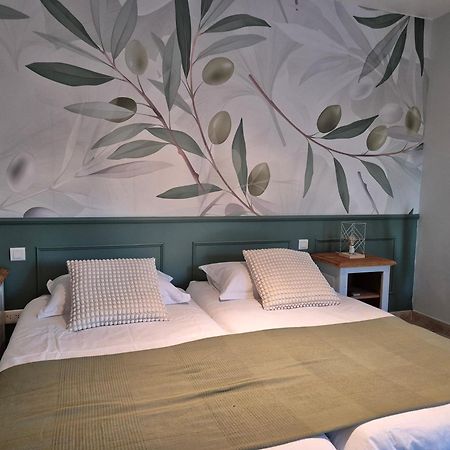 Bed and Breakfast Domaine Les Gendalis Saint-Saturnin-lès-Avignon Zewnętrze zdjęcie