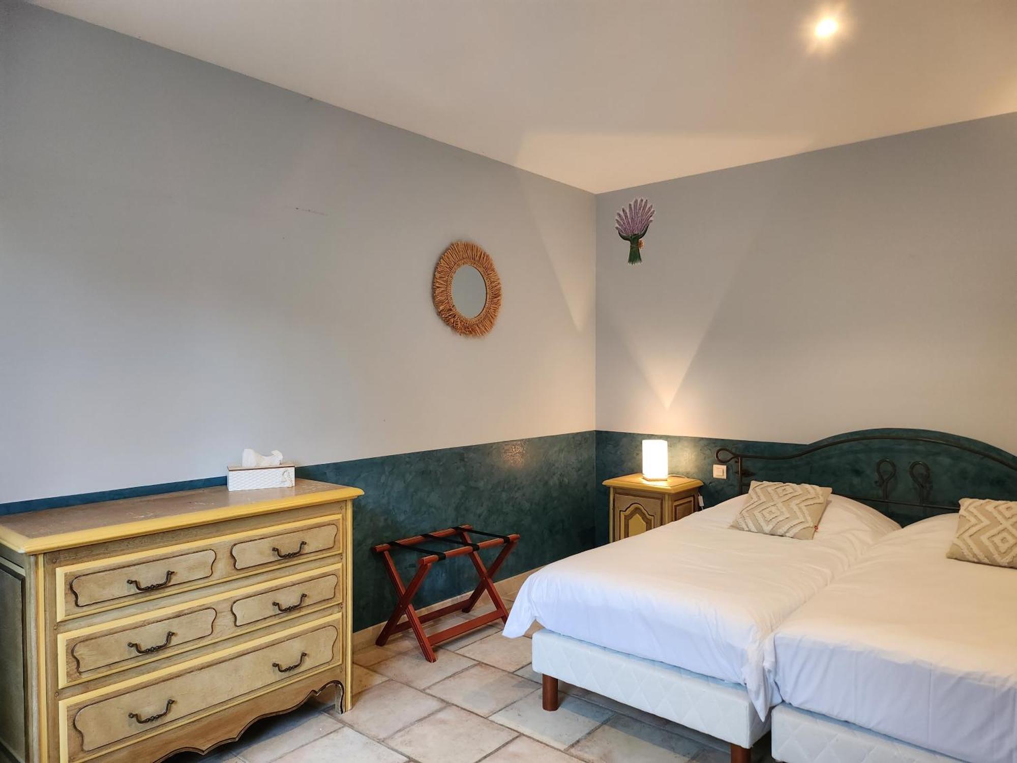 Bed and Breakfast Domaine Les Gendalis Saint-Saturnin-lès-Avignon Zewnętrze zdjęcie