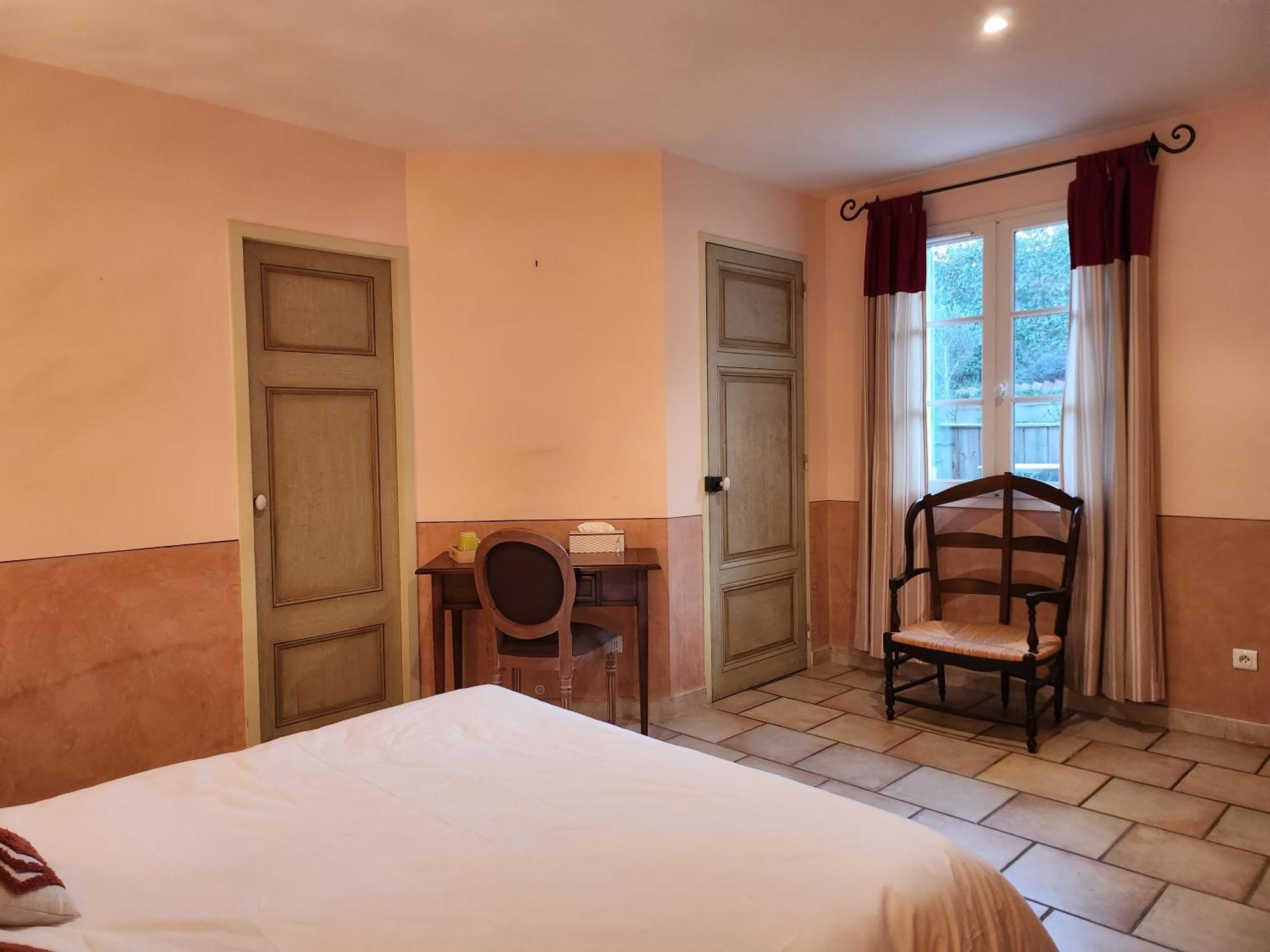 Bed and Breakfast Domaine Les Gendalis Saint-Saturnin-lès-Avignon Zewnętrze zdjęcie