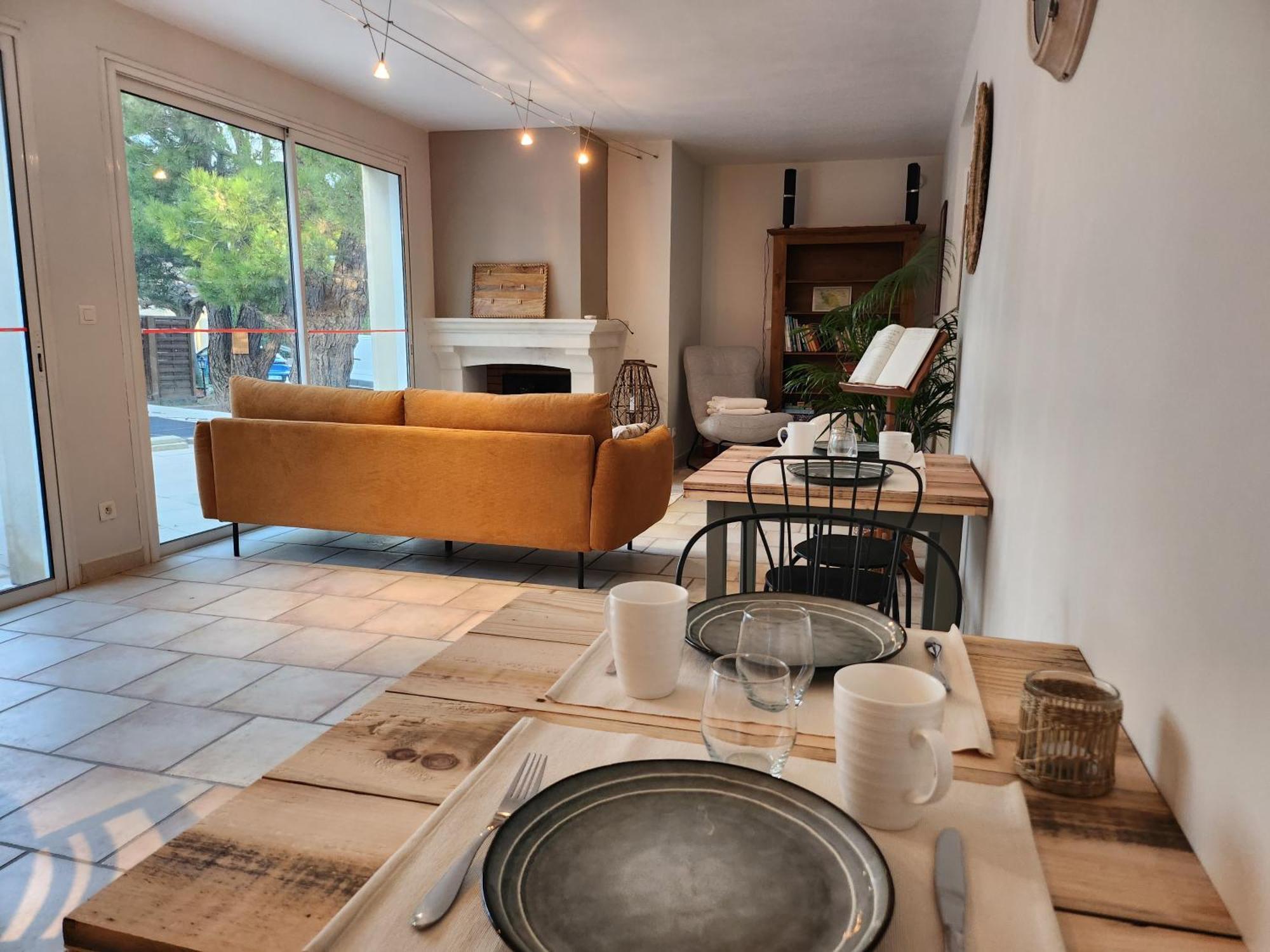 Bed and Breakfast Domaine Les Gendalis Saint-Saturnin-lès-Avignon Zewnętrze zdjęcie